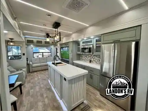 2025 Crossroads Redwood