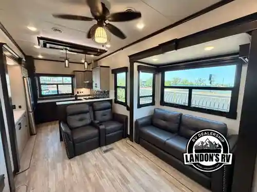 2022 Crossroads Redwood Rw4001lk