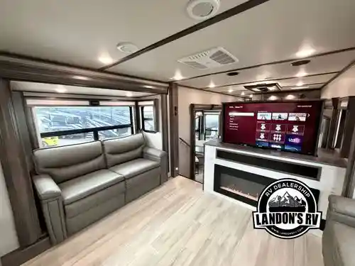 2022 Grand Design Solitude 346fls