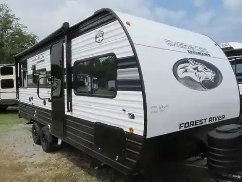2027 Forest River Cherokee Grey Wolf 20rdse