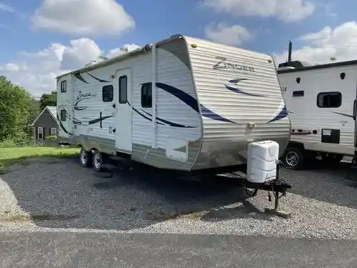 2011 Crossroads Zinger Zt26bl