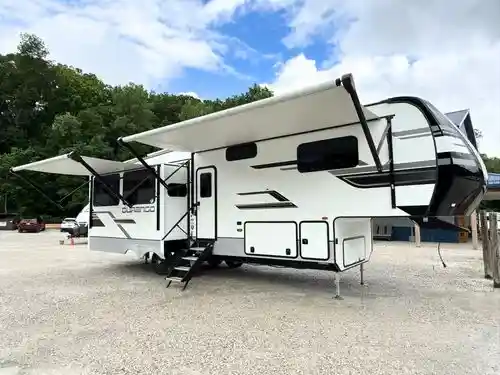 2024 K-Z Durango 301 Rlt