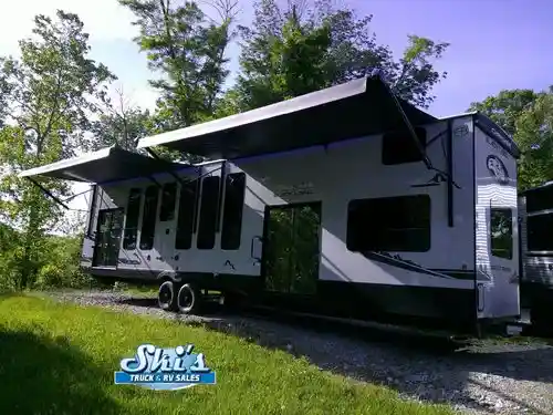 2027 Forest River Cherokee Timberwolf 39al