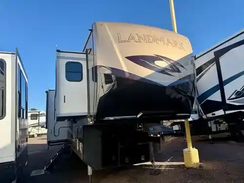 2021 Heartland Landmark Lm Lafayette