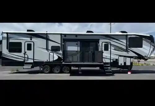 2021 Heartland Cyclone 4270