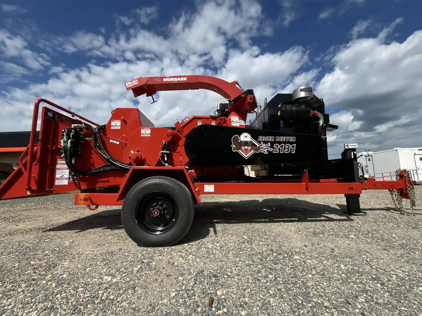 New Morbark Eeger Beever™ 2131 Hand Feed Chipper - Diesel - Single