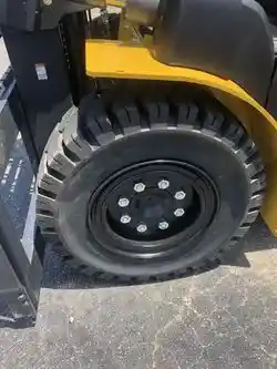 New Komatsu FH50-1 in Statesville, NC