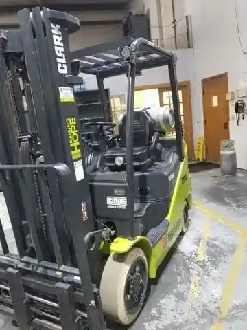 2019 CLARK S25C for sale in Wichita, KS