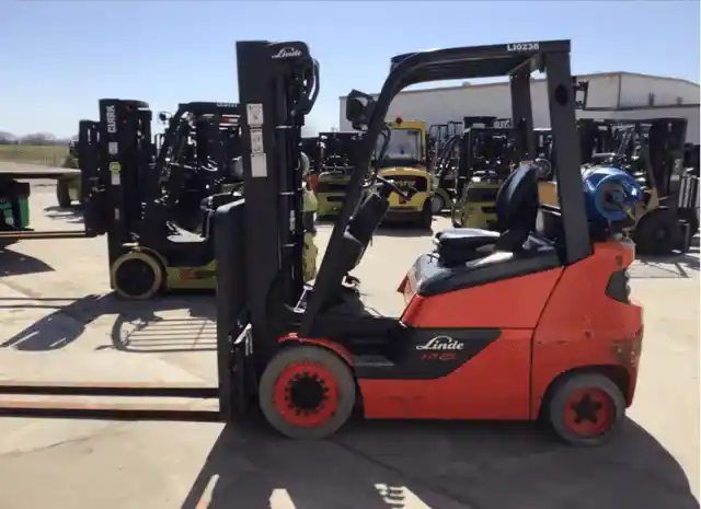 2017 Linde HT25 CT for sale in Wichita, KS