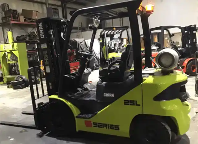 2020 CLARK S25L for sale in Wichita, KS