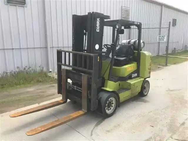2015 CLARK CGC55 for sale in Wichita, KS