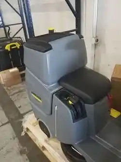 2021 Karcher Ride-On Floor Scrubbers BD 50/70 R BP (brush) — photo 3 of 5