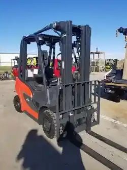 2021 Linde H25T — photo 2 of 6