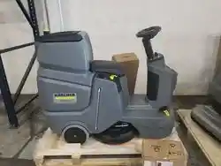 2021 Karcher Ride-On Floor Scrubbers BD 50/70 R BP (brush) — photo 2 of 5