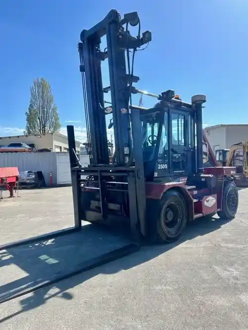 Logan Taylorさん専用 Taylor XN-520S Forklift: Specs, Dimensions, Manuals