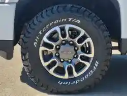 2023 GMC Sierra 2500HD AT4 - Photo 10