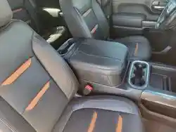 2023 GMC Sierra 2500HD AT4 - Photo 13