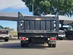 2022 Ford F-550 Super Duty Chassis Cab XLT - Photo 6